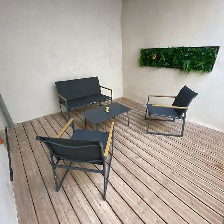 Logement Tout Equipe Layrac Eksteriør billede