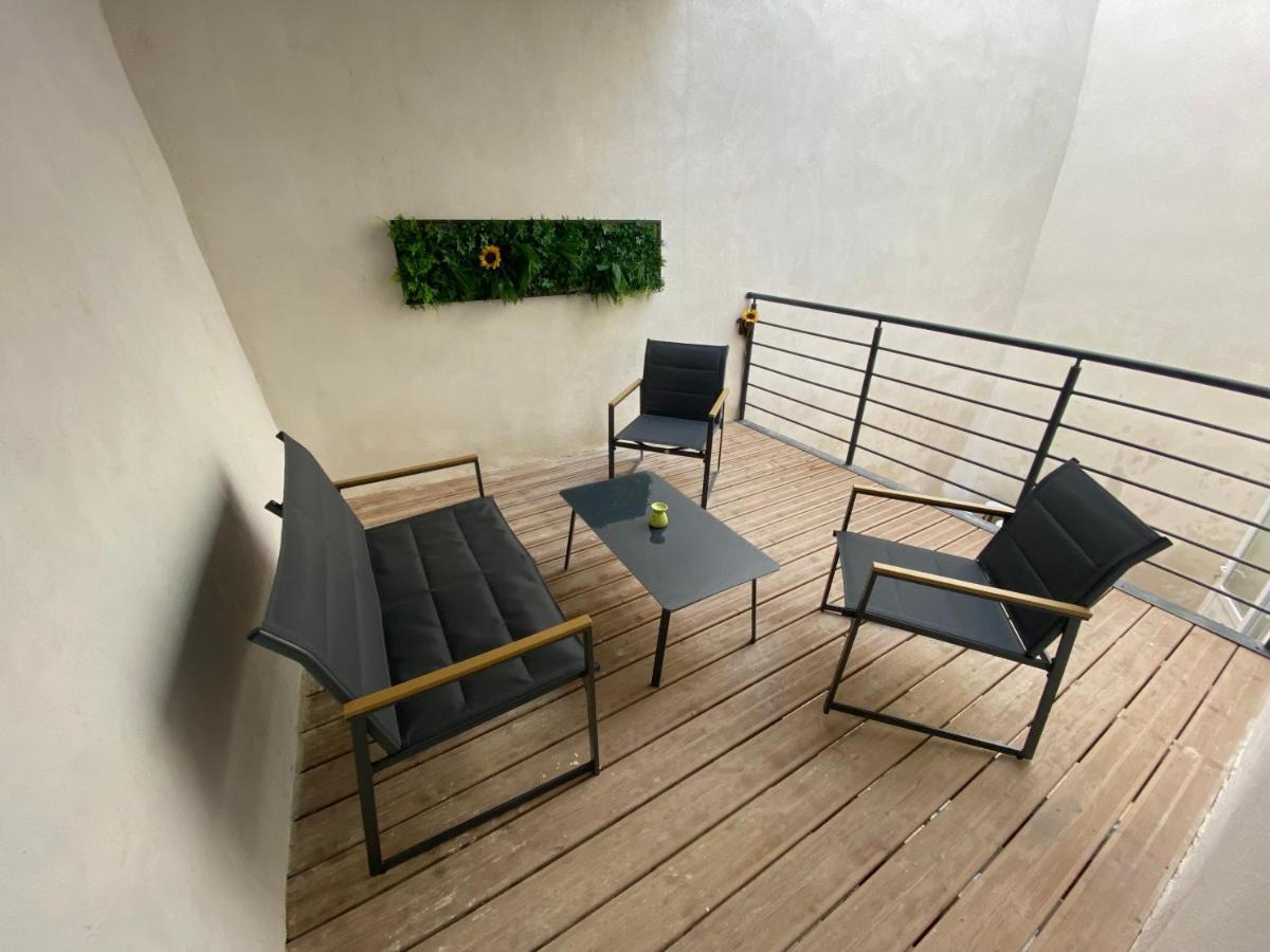 Logement Tout Equipe Layrac Eksteriør billede